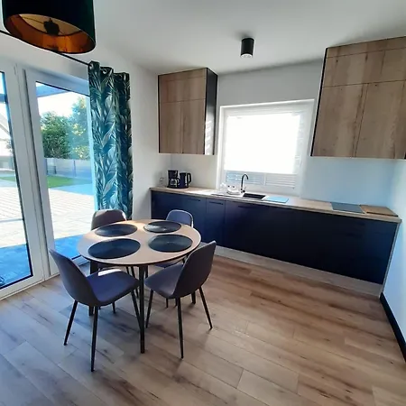 In Tupadly Mit Grill Und Terrasse