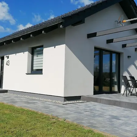 In Tupadly Mit Grill Und Terrasse Jastrzębia Góra