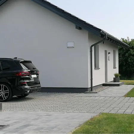 度假居 In Tupadly Mit Grill Und Terrasse Jastrzębia Góra